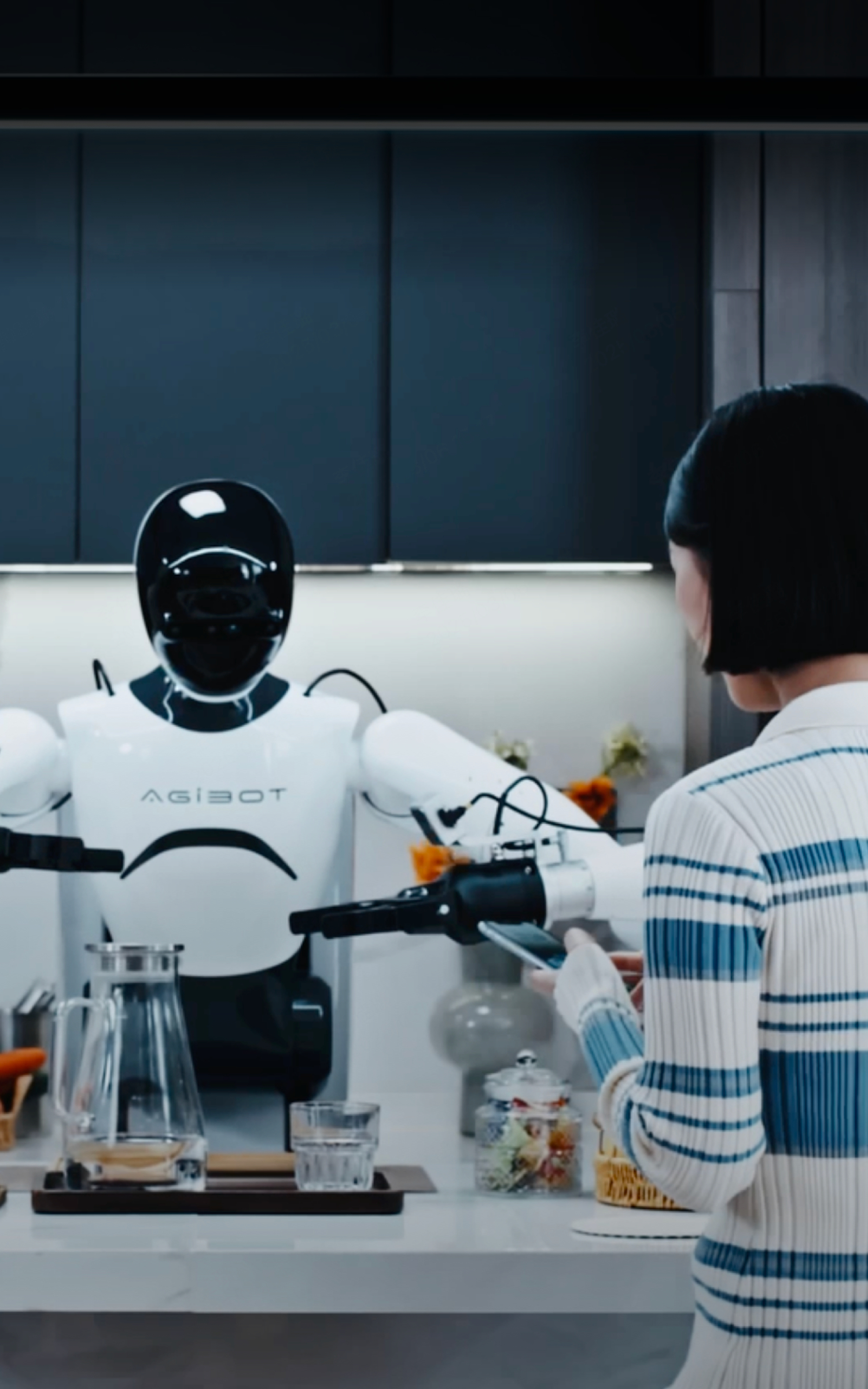 行业首款！YABO鸭脖发布具身智能一站式开发平台Genie Studio